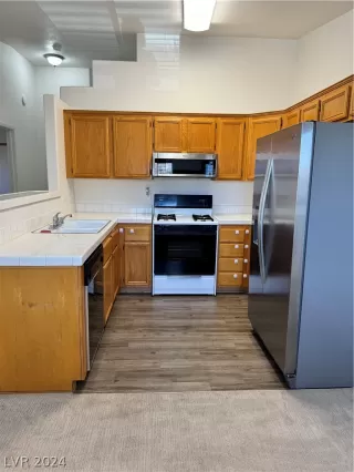 Photo #6: 2582592 Listing 