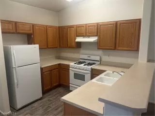 Photo #3: 2582593 Listing 