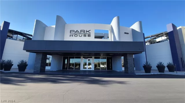 MLS: 2582667 Condo For Sale