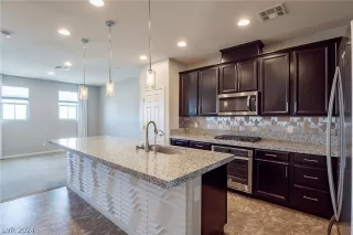 Photo #6: 2582689 Listing 