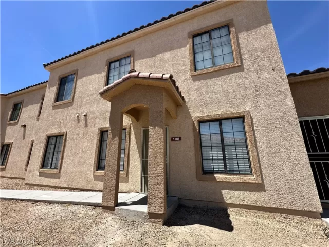 MLS: 2582703 Condo For Sale