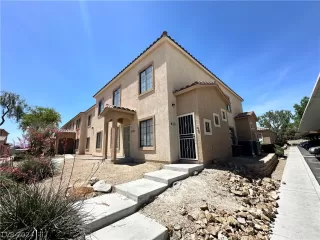 Photo #1: 2582703 Listing 