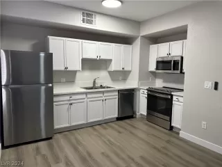 Photo #6: 2582703 Listing 