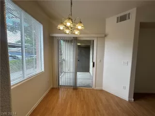 Photo #5: 2582740 Listing 