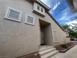 Photo #4: 2582889 Listing 