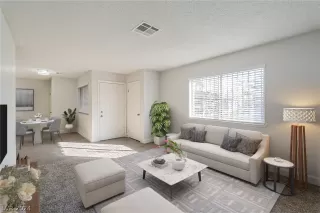 Photo #2: 2582927 Listing 