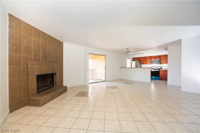 MLS: 2582978 Condo For Sale