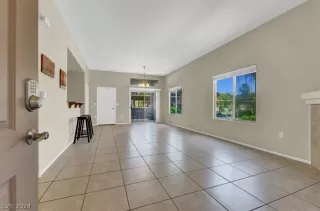 Photo #4: 2582985 Listing 