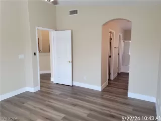 Photo #5: 2583026 Listing 