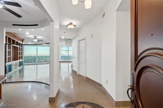 Photo #2: 2583044 Listing 