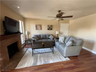 Photo #1: 2583090 Listing 