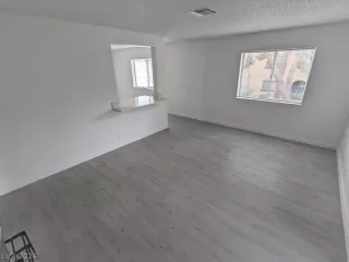 Photo #2: 2583095 Listing 