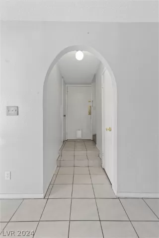 Photo #3: 2583102 Listing 