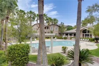 Photo #2: 2583127 Listing 