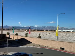 Photo #4: 2583133 Listing 