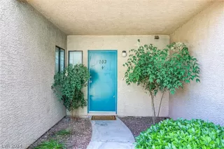 Photo #4: 2583159 Listing