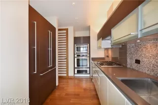 Photo #4: 2583161 Listing