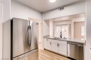 Photo #5: 2583170 Listing 