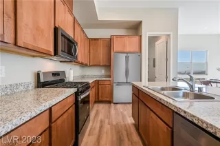 Photo #4: 2583177 Listing