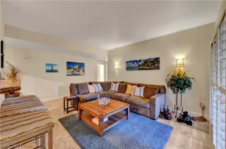 Photo #4: 2583185 Listing