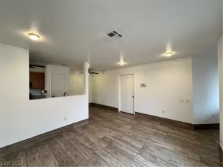 Photo #2: 2583188 Listing 