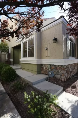 Photo #1: 2583194 Listing 