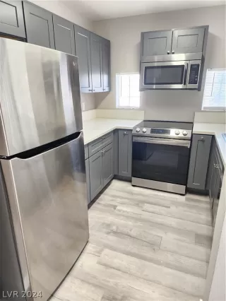 Photo #5: 2583213 Listing 