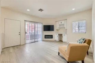 Photo #1: 2583247 Listing 