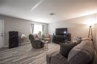 Photo #4: 2583252 Listing 