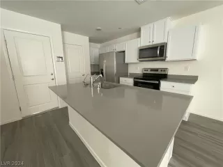 Photo #4: 2583253 Listing 