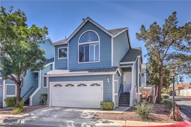MLS: 2583346 Condo For Sale