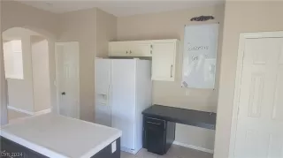 Photo #6: 2583360 Listing 