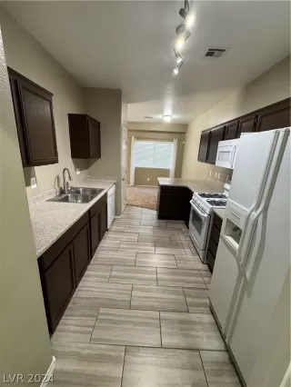 Photo #2: 2583371 Listing 