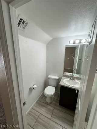 Photo #3: 2583371 Listing 