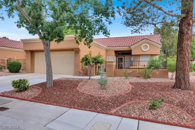 MLS: 2583373 Condo For Sale