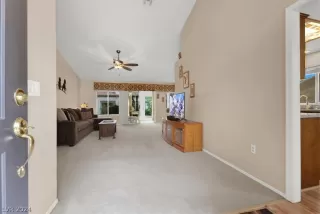 Photo #4: 2583373 Listing