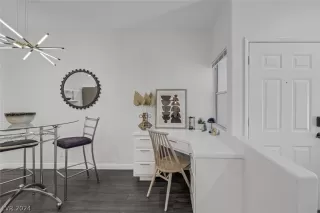 Photo #5: 2583379 Listing 