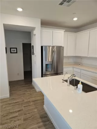 Photo #6: 2583429 Listing 