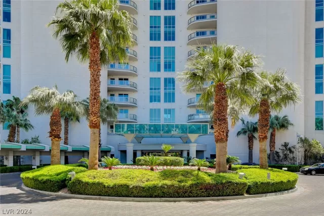 MLS: 2583460 Condo For Sale