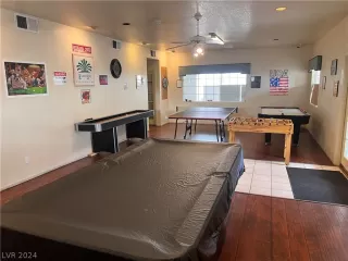 Photo #2: 2583476 Listing