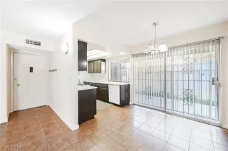 Photo #5: 2583485 Listing 