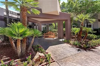 Photo #4: 2583506 Listing