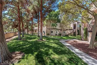 Photo #5: 2583506 Listing