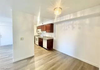 Photo #2: 2583507 Listing 