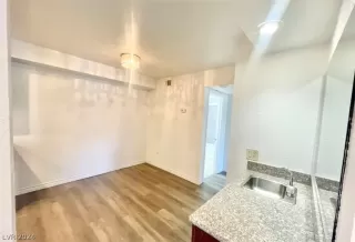 Photo #5: 2583507 Listing 