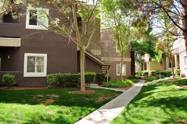 MLS: 2583511 Condo For Sale