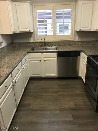 Photo #6: 2583511 Listing