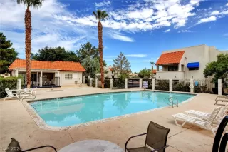 Photo #3: 2583536 Listing 