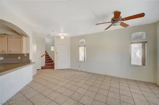 Photo #4: 2583564 Listing