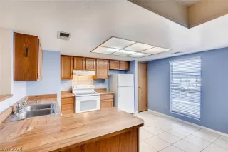 Photo #2: 2583608 Listing 